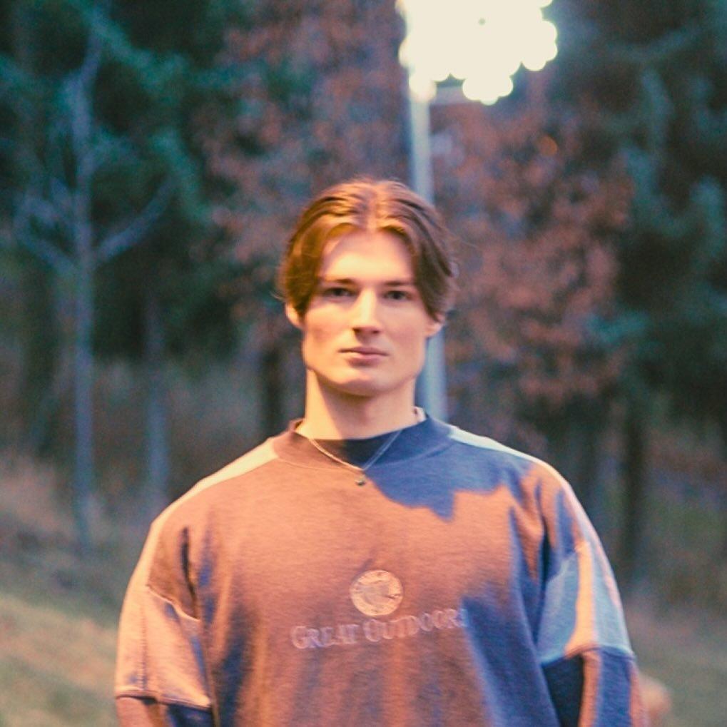Ráďa Zelený — DJ · LoveSpread